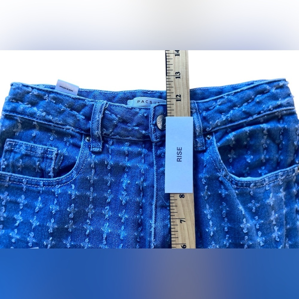 PacSun High-Rise Patterned Blue Jeans - Picture 6 of 9